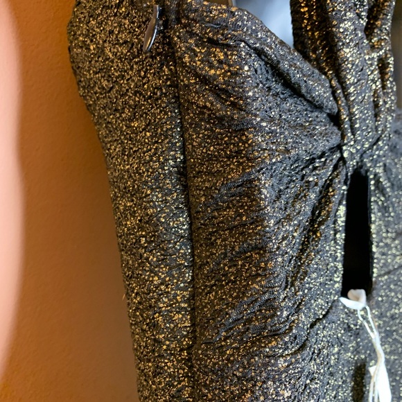 LUSH Twist strap Dress - Picture 4 of 6